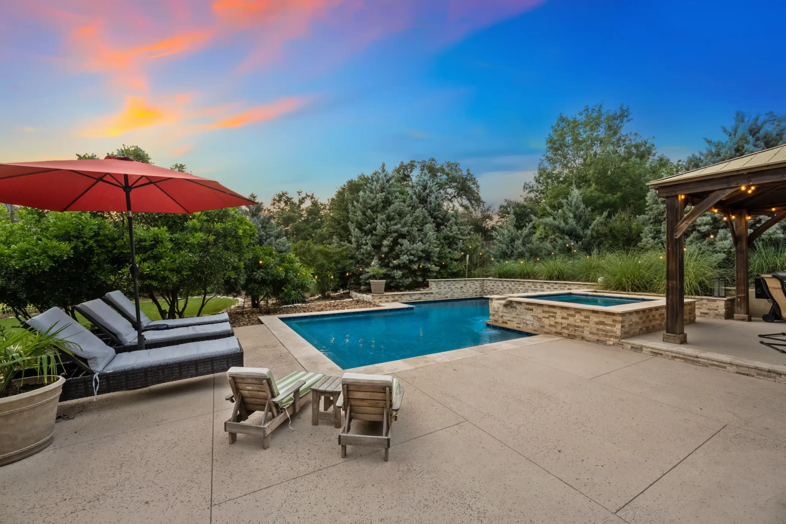 How to Choose the Right Pool for Your Home A Simple Guide