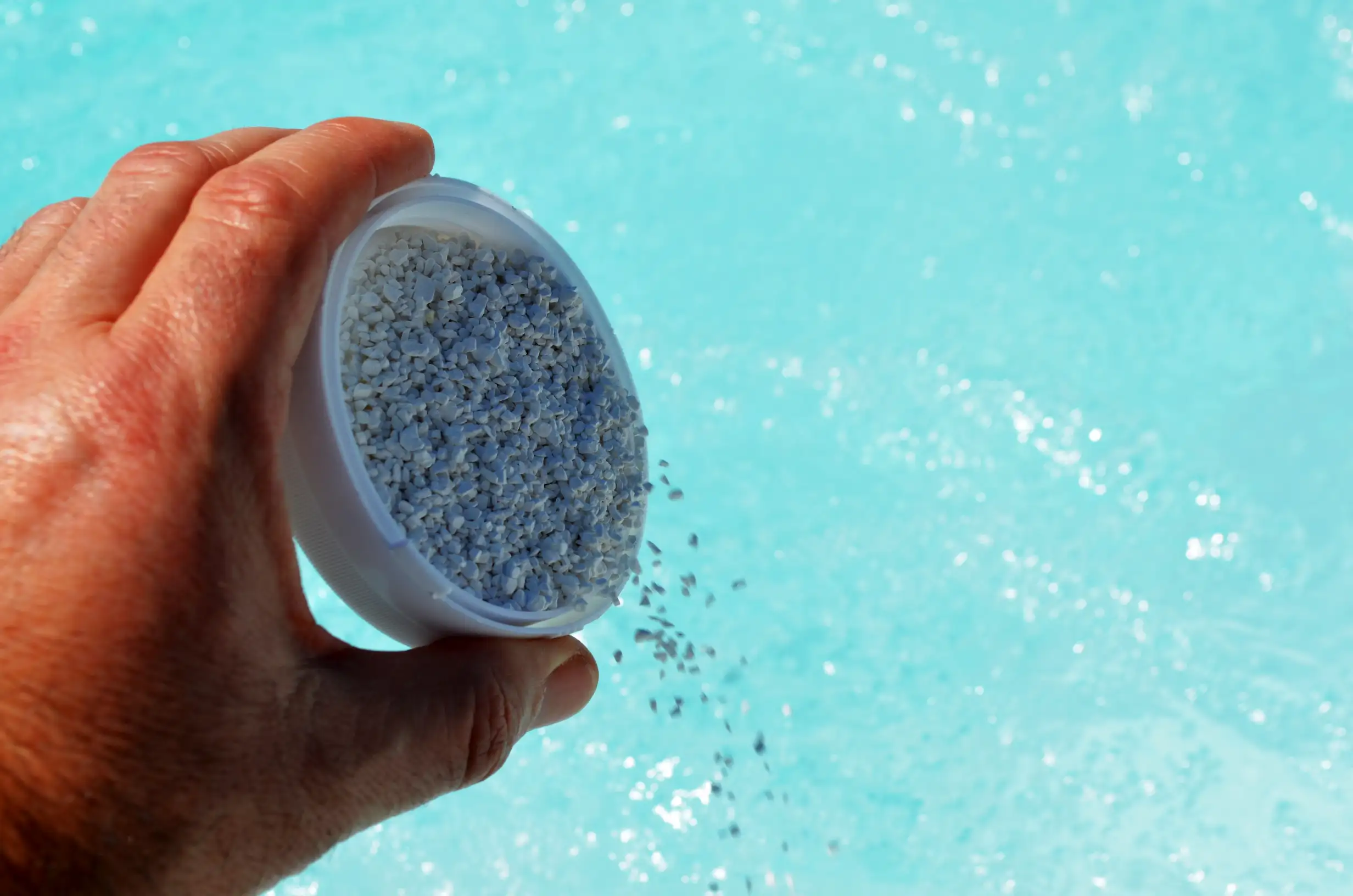 Understanding the Differences in Pool Water Sanitisers Chlorine, Salt, Mineral, and Freshwater Pools