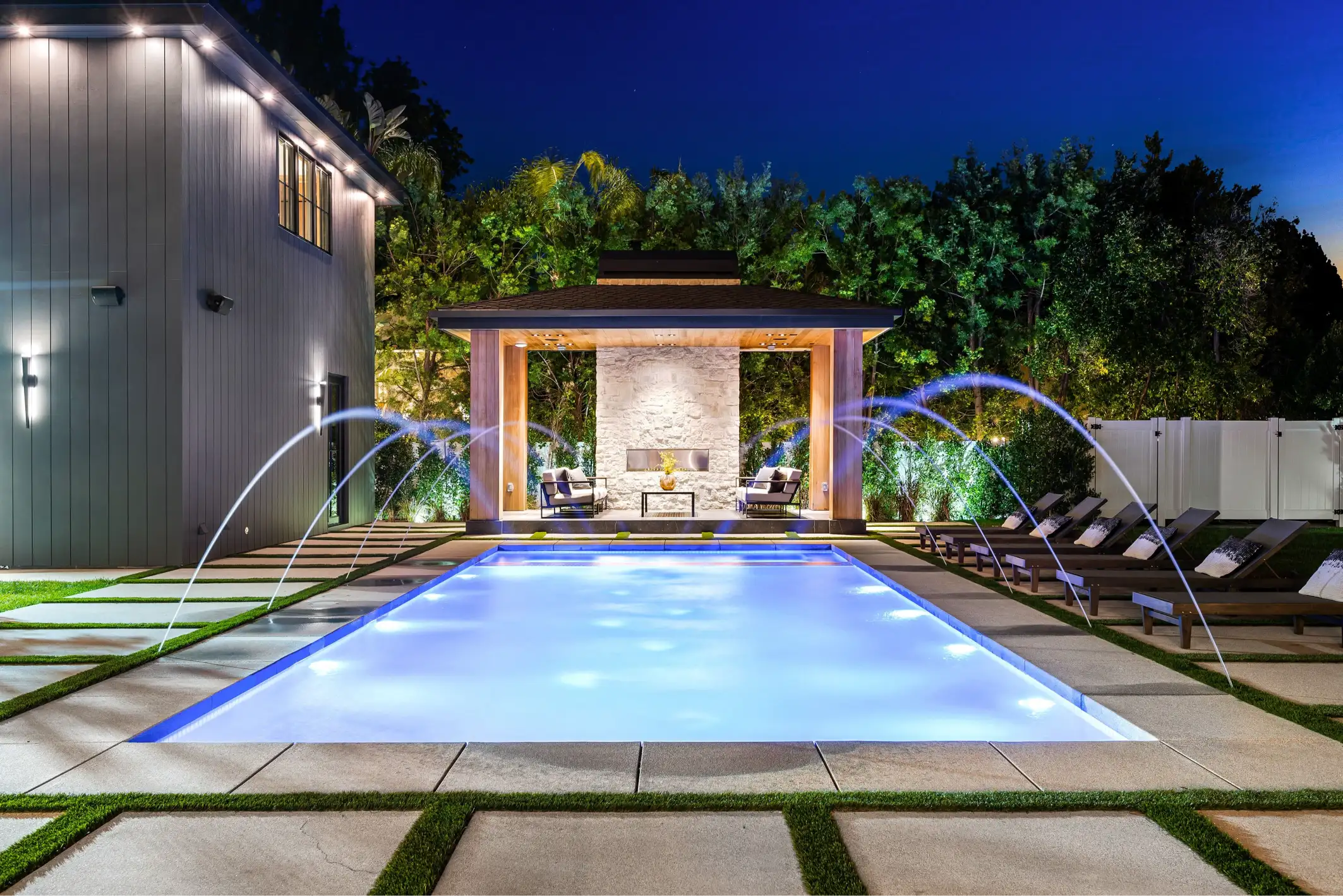 Different Types of Water Features for Pools